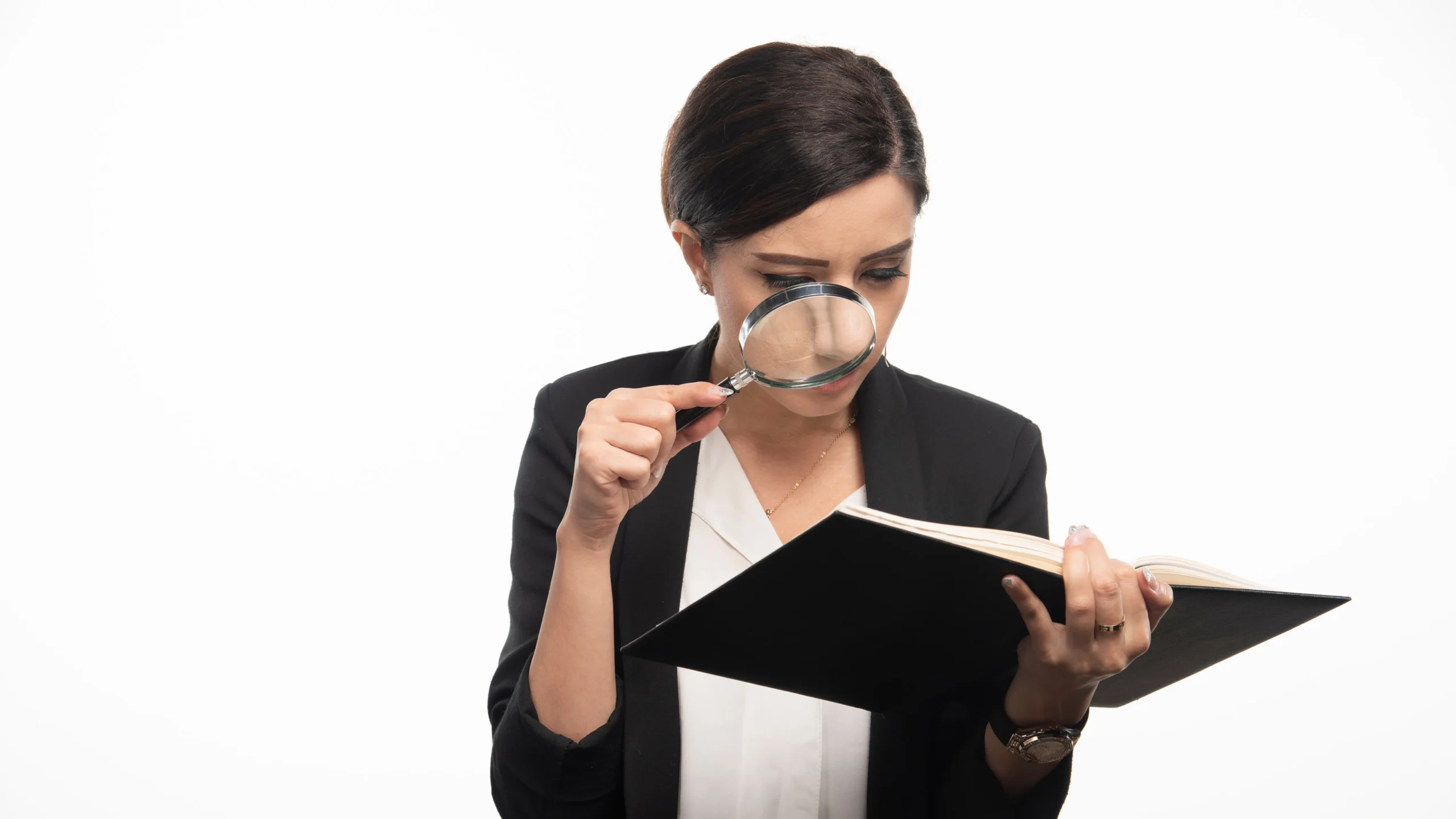 Let AI Handle the Data, Humans Uncover the Insights Img