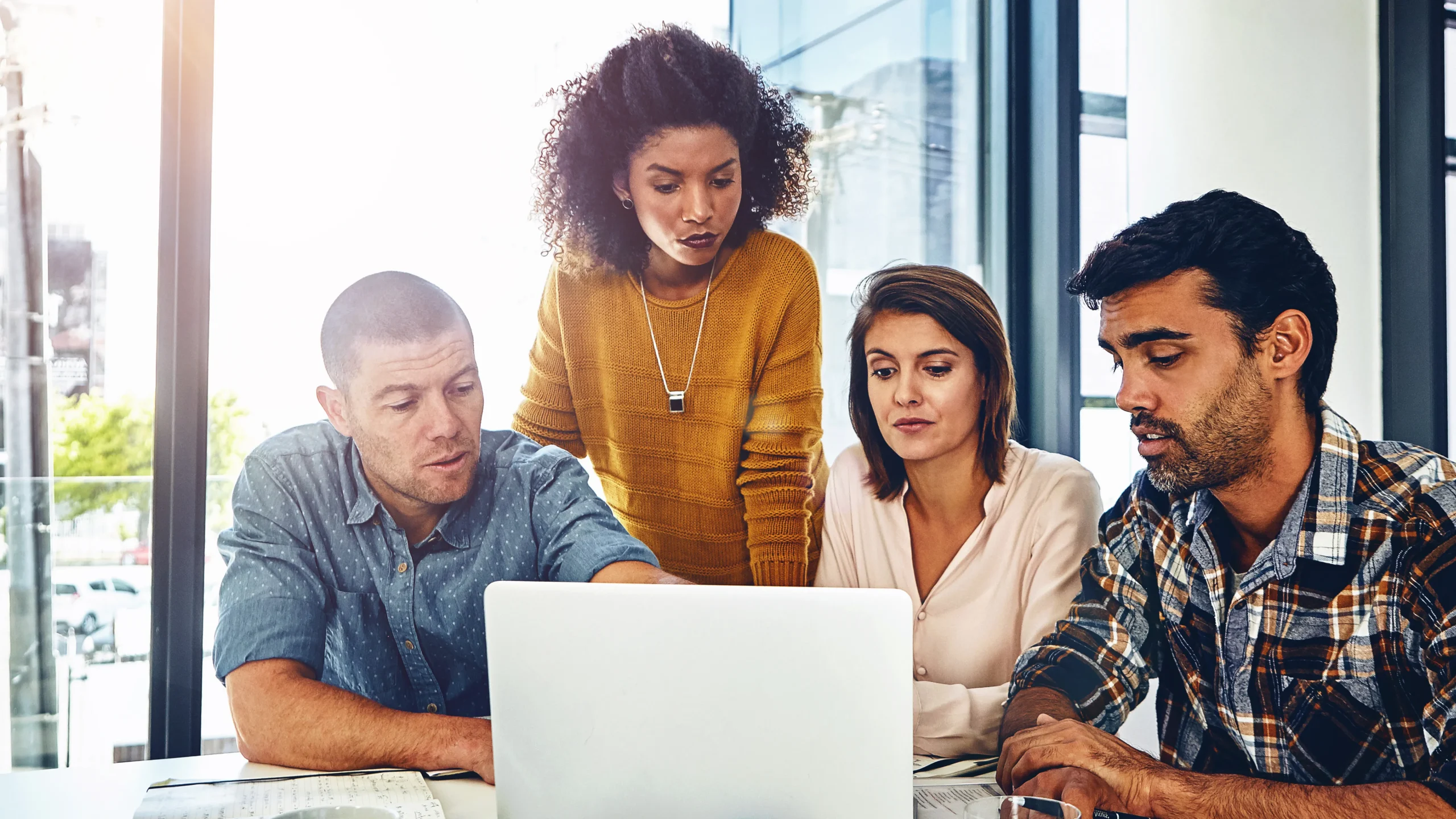 AI Can Suggest Your Ad Budget, But Humans Make It Make Sense Img